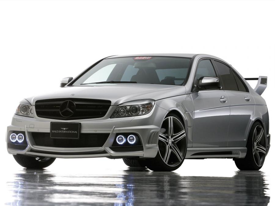  Mercedes-Benz C-Class by Wald 2008 года  (фото 3 из 3)